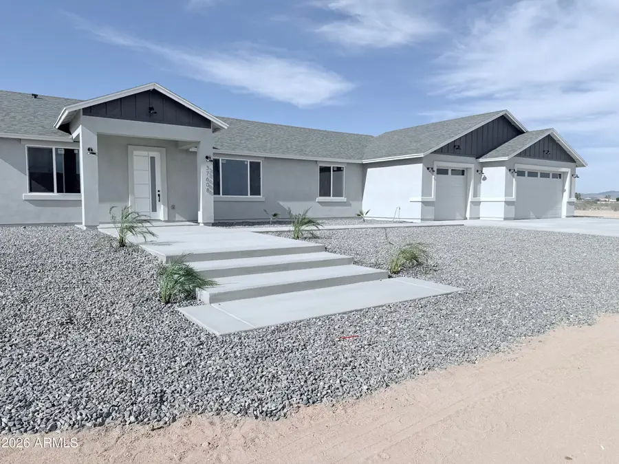 35608 W San Juan Avenue, Tonopah, AZ 85354 - #2