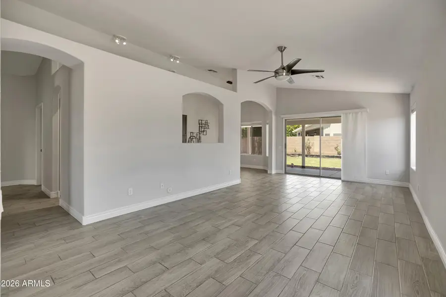 3126 E Capitan Dreyfus Avenue, Phoenix, AZ 85032 - #2