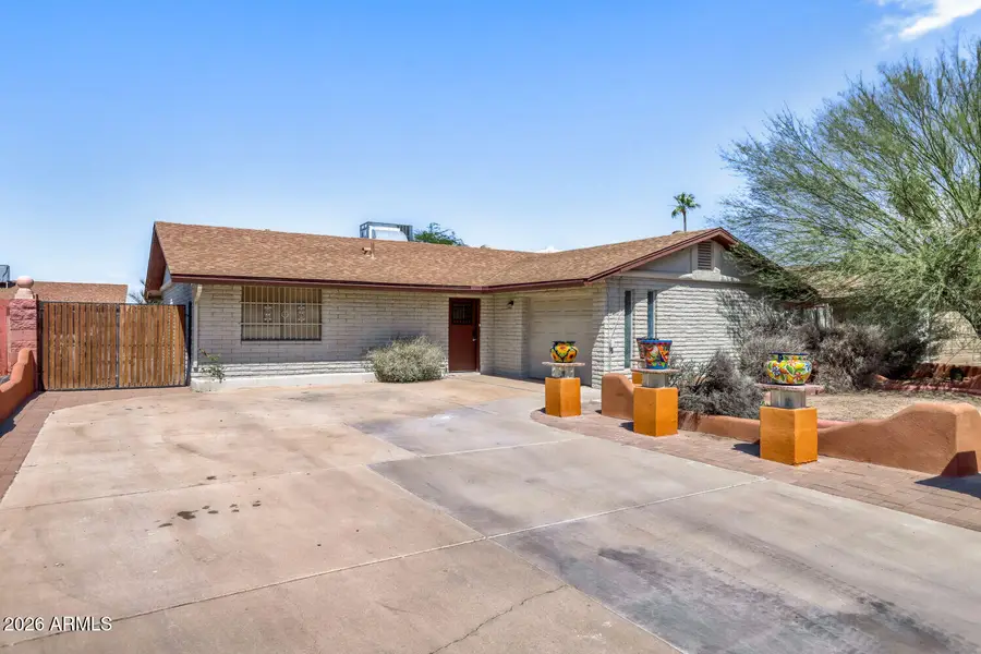 6102 N 71st Drive, Glendale, AZ 85303 - #2