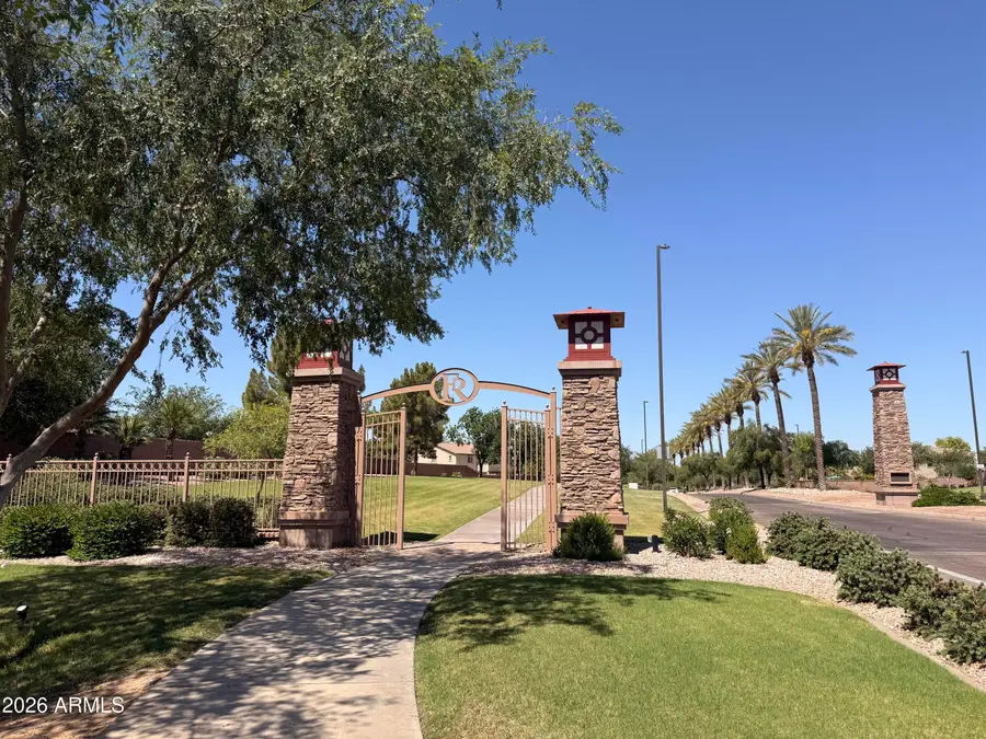 582 W Zion Place, Chandler, AZ 85248 - #3