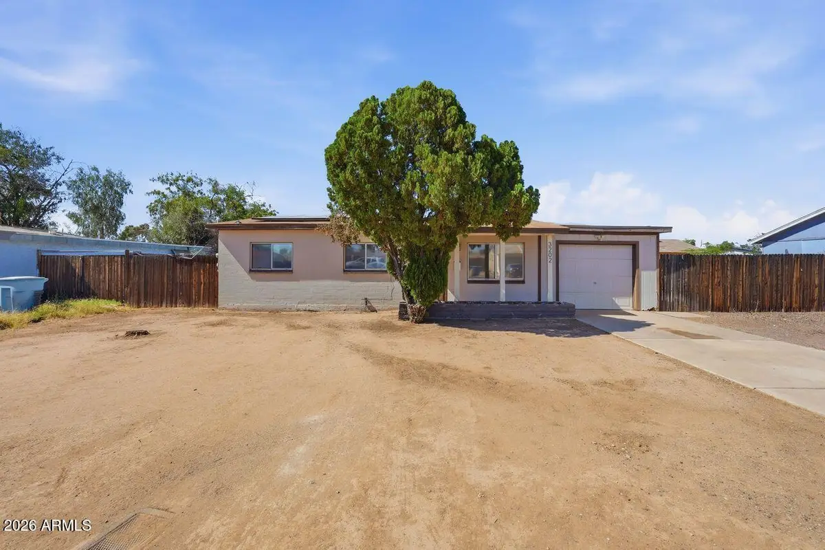 3202 W Acapulco Lane, Phoenix, AZ 85053 - #1