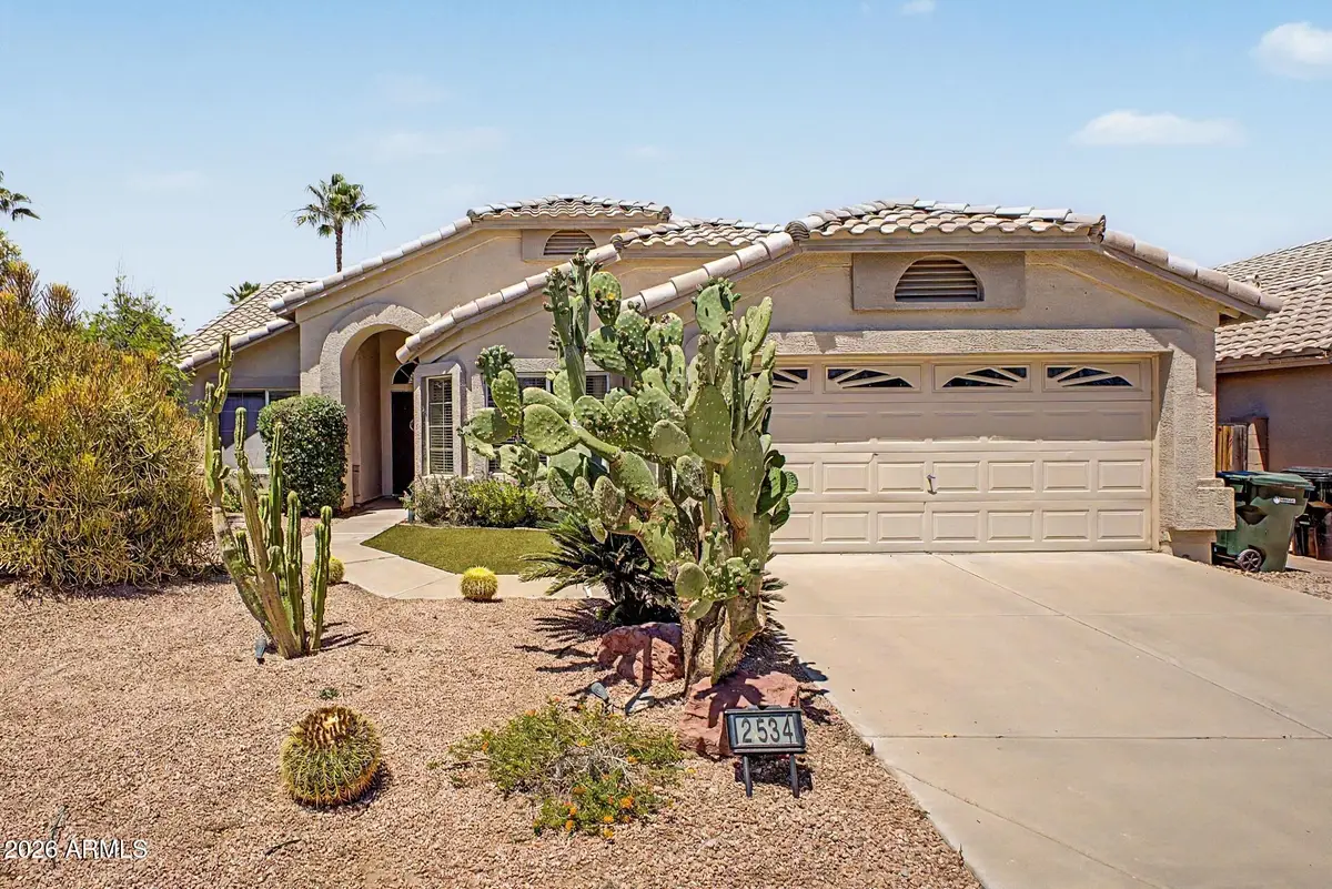 2534 E Wescott Drive, Phoenix, AZ 85050 - #1