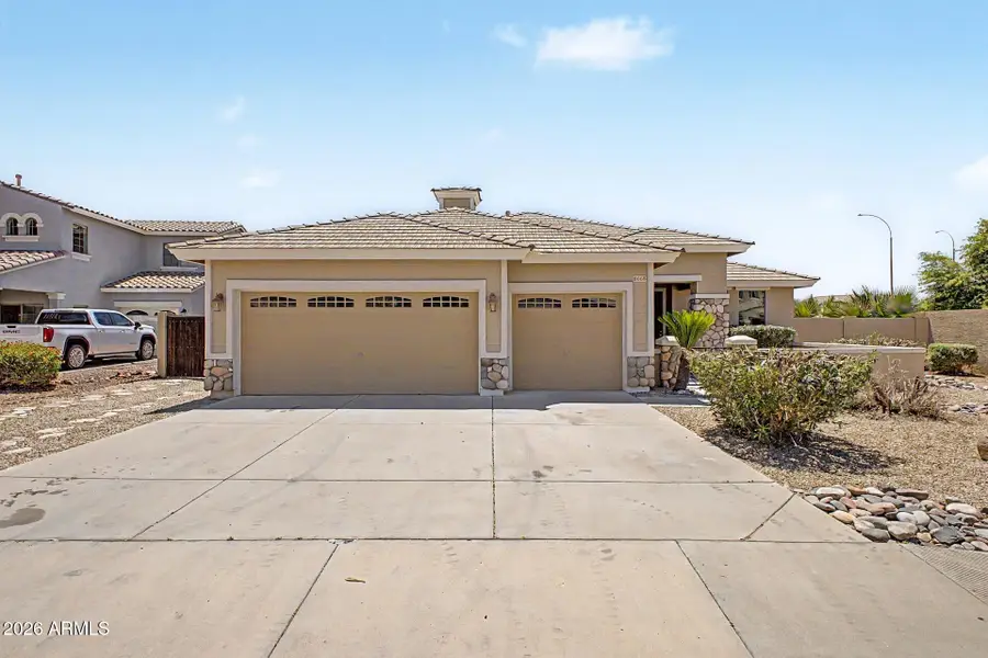 6668 S Garnet Way, Chandler, AZ 85249 - #2