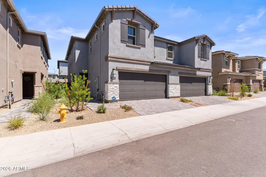 5844 E Covey Lane, Phoenix, AZ 85054 - #2