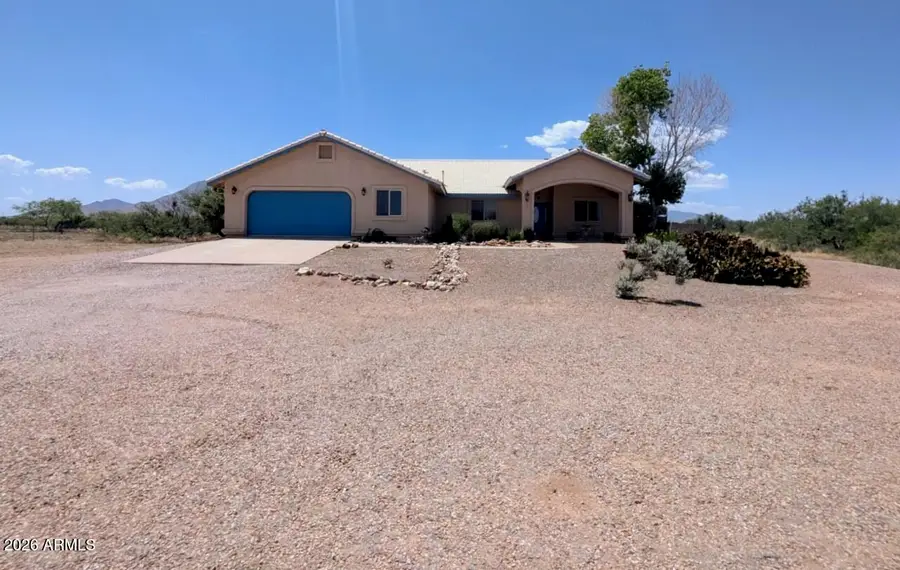 9090 S Tequila Sunrise Road, Hereford, AZ 85615 - #3