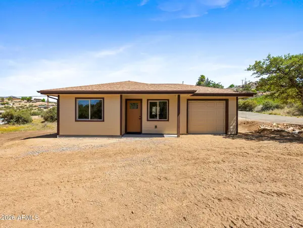 18290 S Niblick Drive, Peeples Valley, AZ 86332