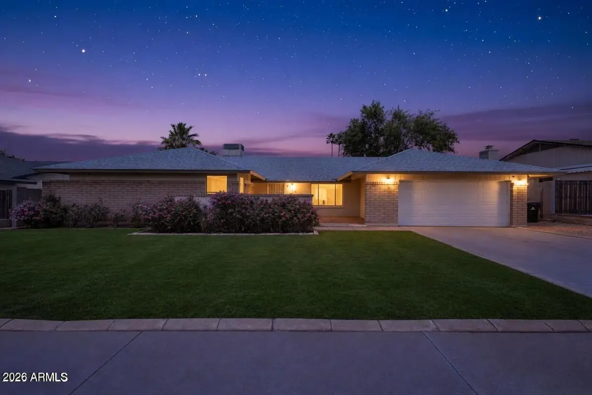 4114 W Hartford Avenue, Glendale, AZ 85308 - #1