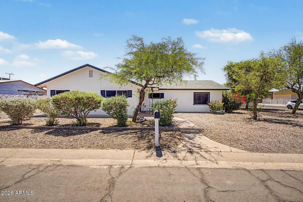 223 W 11th Street, Casa Grande, AZ 85122 - #1