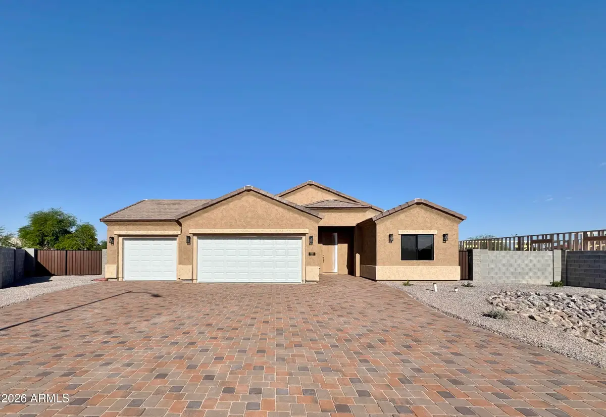 1561 N Himosa Drive, Casa Grande, AZ 85122 - #1