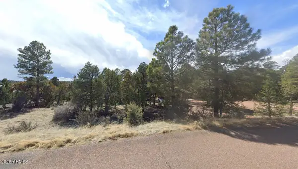 2223 Fairway Drive #16, Overgaard, AZ 85933