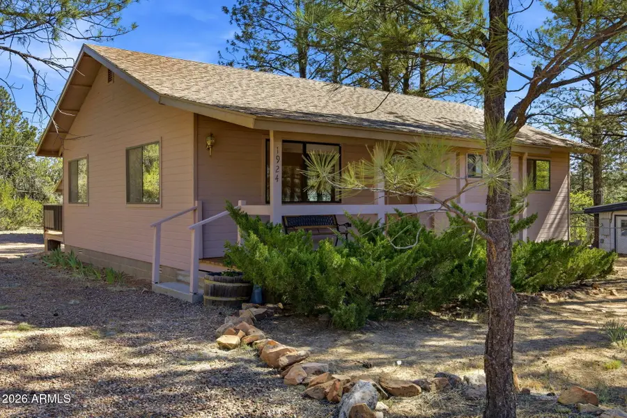 1924 1924 Little Doe Trail, Overgaard, AZ 85933 - #2