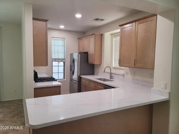 1453 S Sinova Avenue, Gilbert, AZ 85296