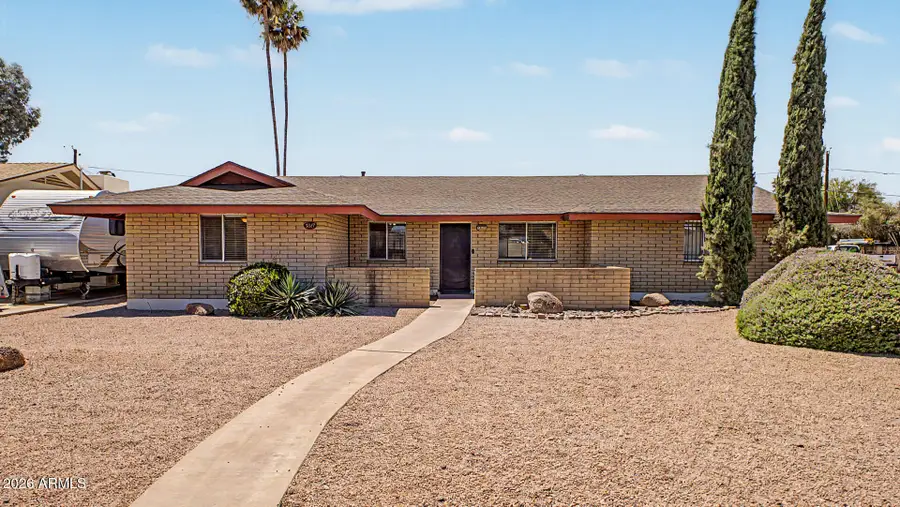 3827 E Shangri La Road, Phoenix, AZ 85028 - #3