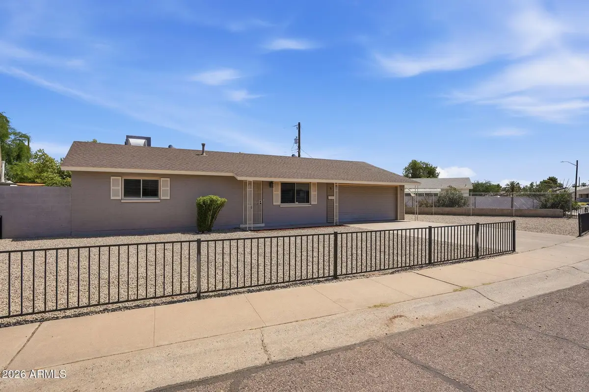 3714 W Echo Lane, Phoenix, AZ 85051 - #1