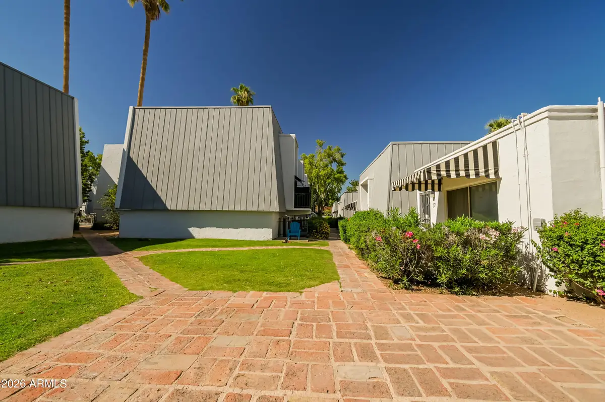 3416 N 44th Street #52, Phoenix, AZ 85018 - #1