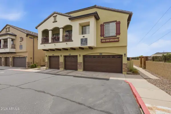 2725 E Mine Creek Road #1013, Phoenix, AZ 85024