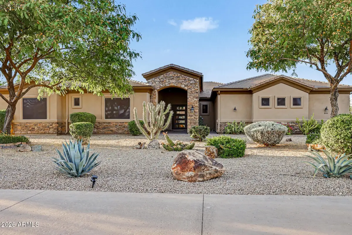 806 W Desert Ranch Road, Phoenix, AZ 85086 - #1