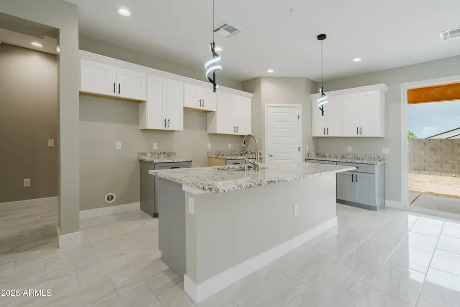 10346 W Bradshaw Drive, Arizona City, AZ 85123 - #3