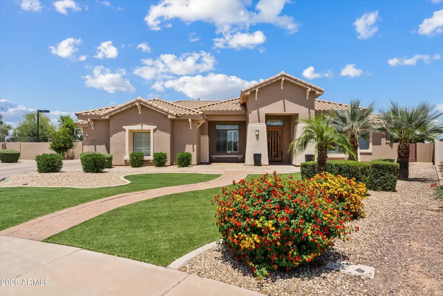 6422 S Crestview Court, Gilbert, AZ 85298 - #3