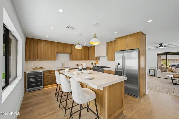 8008 E Whitton Avenue, Scottsdale, AZ 85251