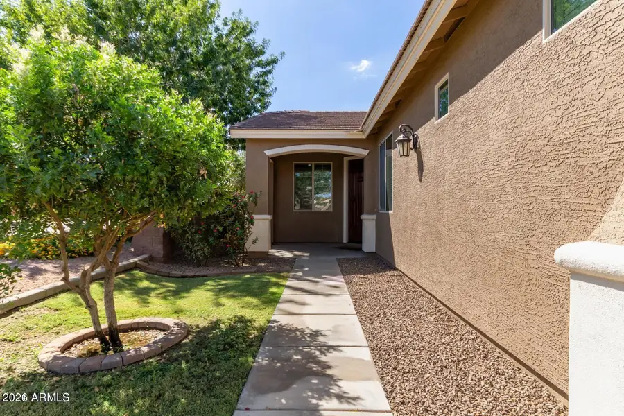 119 W Leatherwood Avenue, San Tan Valley, AZ 85140 - #2