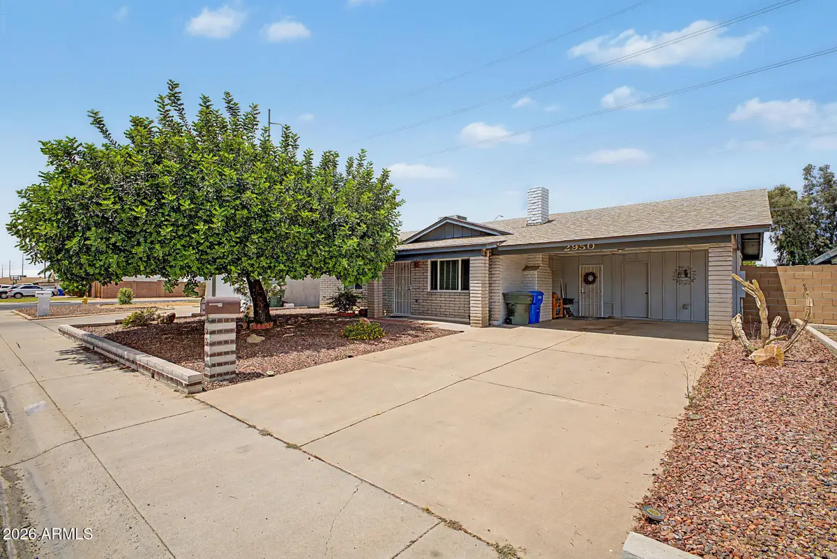 2950 W Villa Theresa Drive, Phoenix, AZ 85053 - #1