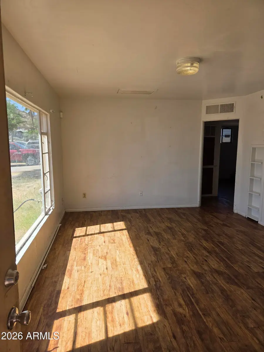 9439 N 6th Avenue, Phoenix, AZ 85021 - #2