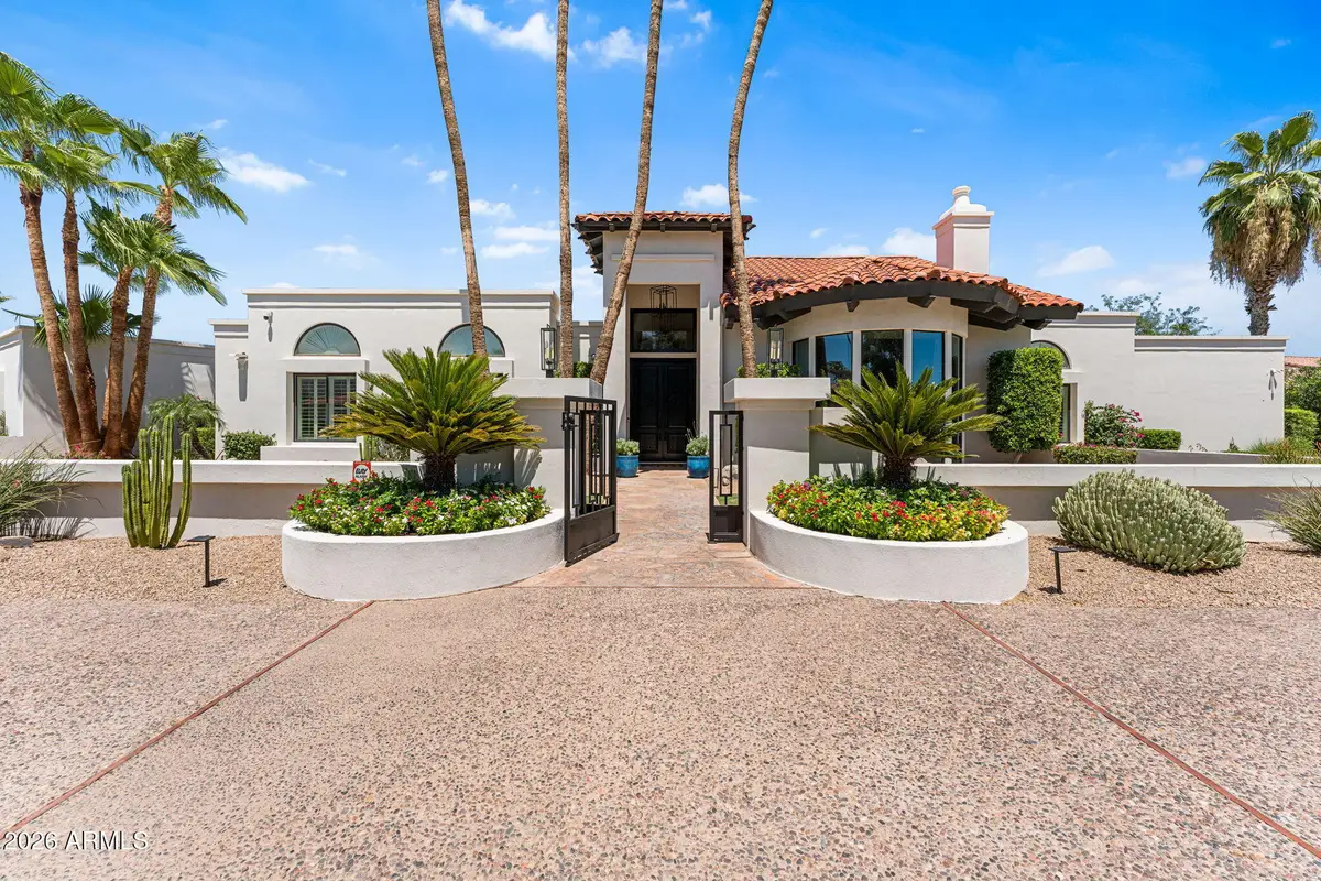 8701 N 64th Place, Paradise Valley, AZ 85253 - #1