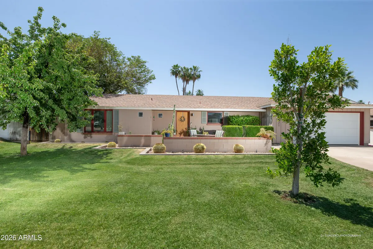 821 E Desert Park Lane, Phoenix, AZ 85020 - #1
