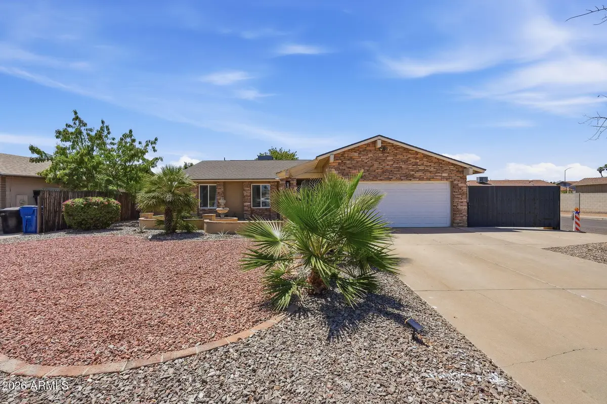 2051 E Pueblo Avenue, Mesa, AZ 85204 - #1