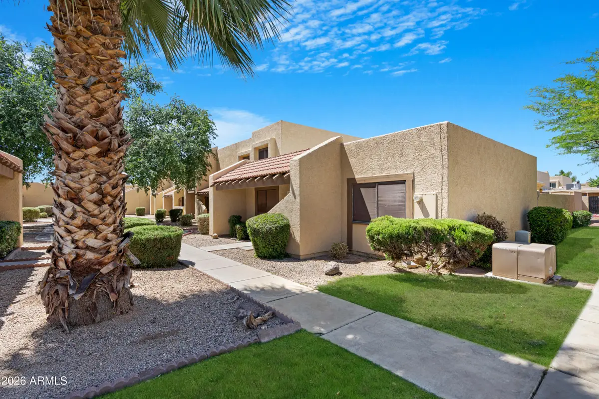 5803 W Gelding Drive, Glendale, AZ 85306 - #1
