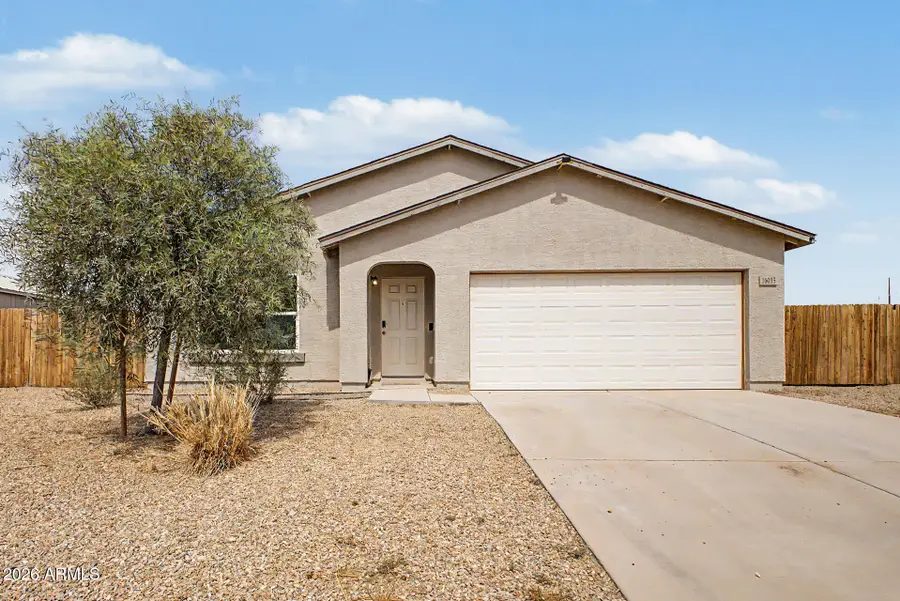16015 S Naviska Road, Arizona City, AZ 85123 - #2