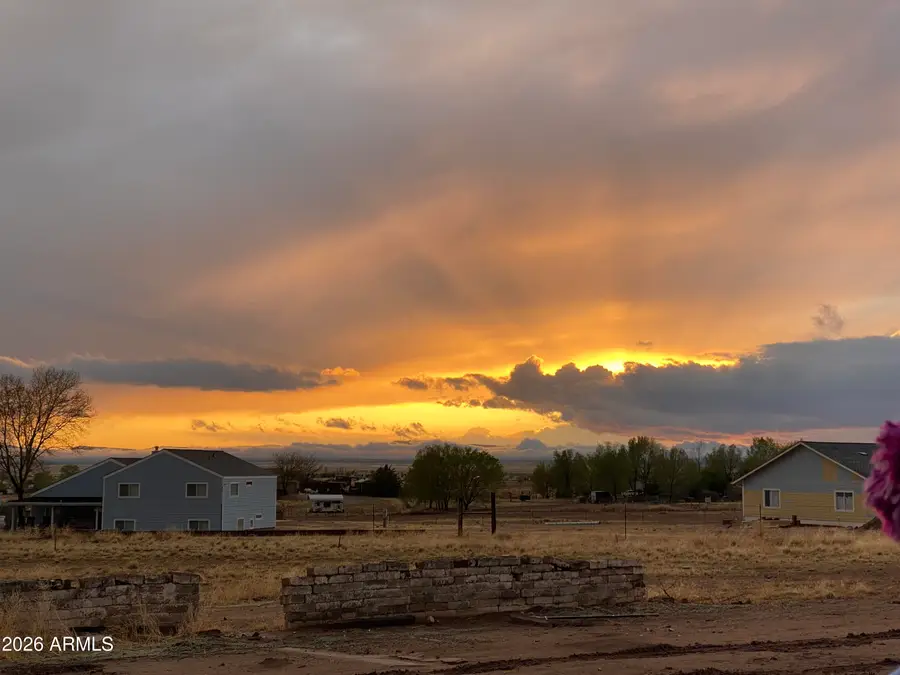 370 W Venice Way, Paulden, AZ 86334 - #2