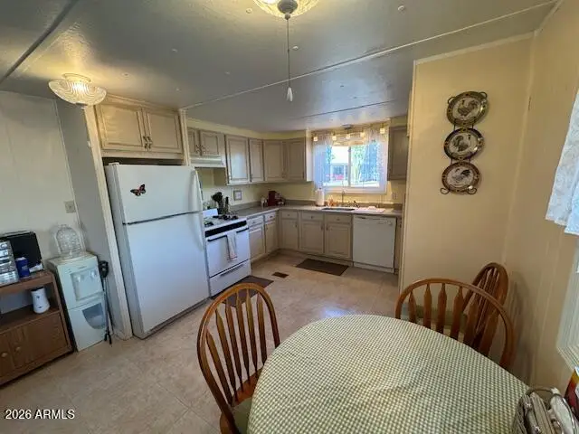 3608 N North Dakota Avenue, Florence, AZ 85132 - #3