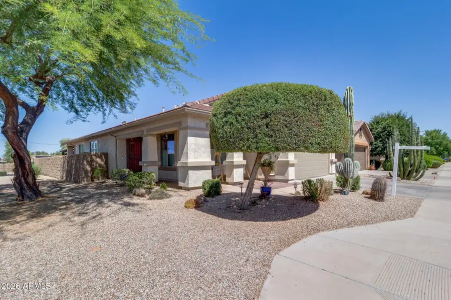 106 W Sundance Court, San Tan Valley, AZ 85143 - #2