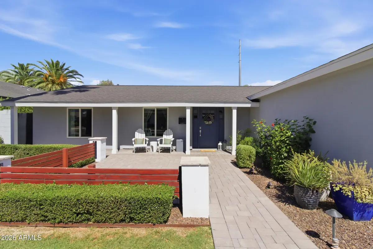 2945 N 47th Place, Phoenix, AZ 85018 - #1
