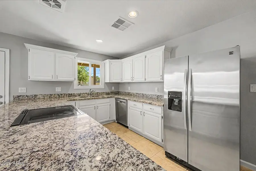 808 E Desert Drive N, Phoenix, AZ 85042 - #3
