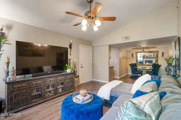 2855 S Extension Road #210, Mesa, AZ 85210