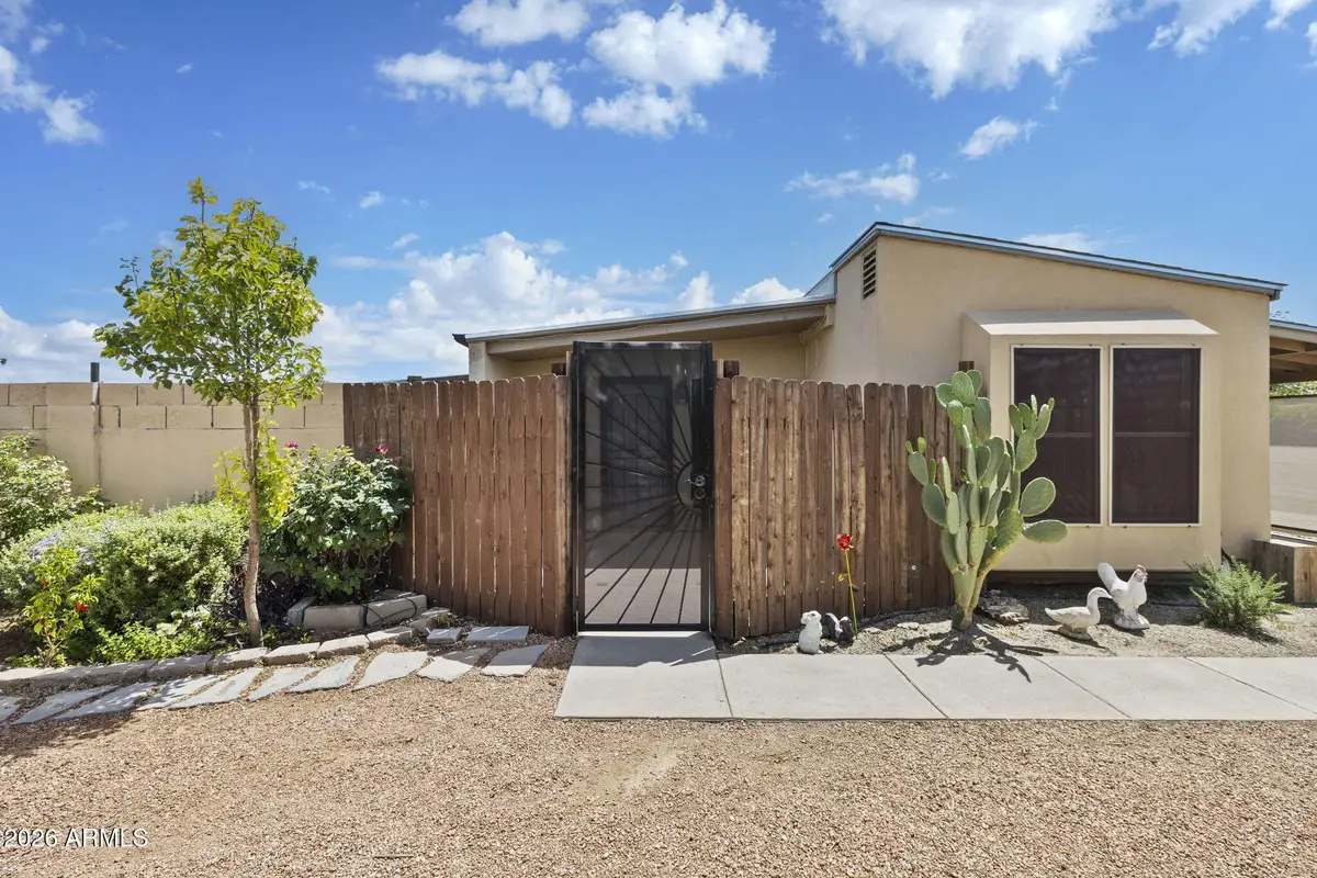 3825 W Rose Garden Lane, Glendale, AZ 85308 - #1