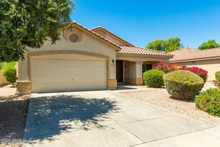 3564 E Santa Fe Lane, Gilbert, AZ 85297 - #2