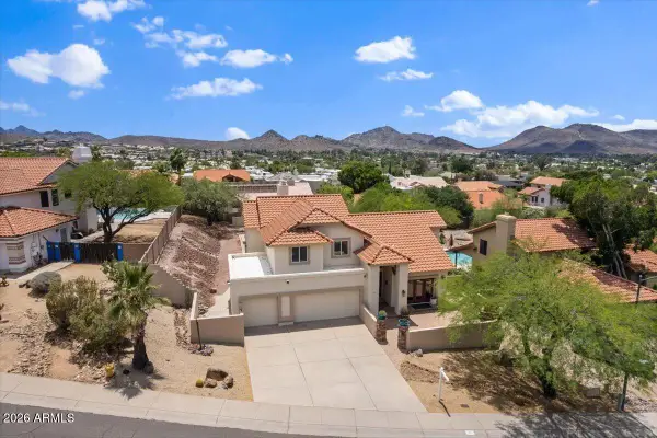 1221 E Claire Drive, Phoenix, AZ 85022