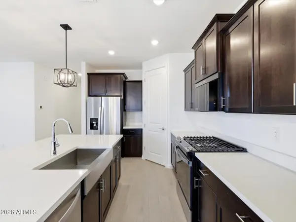 2396 E Enantio Road, San Tan Valley, AZ 85143