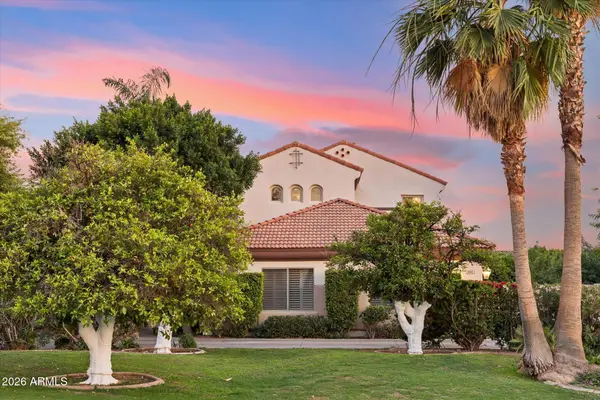 3921 E Fairfield Circle, Mesa, AZ 85205