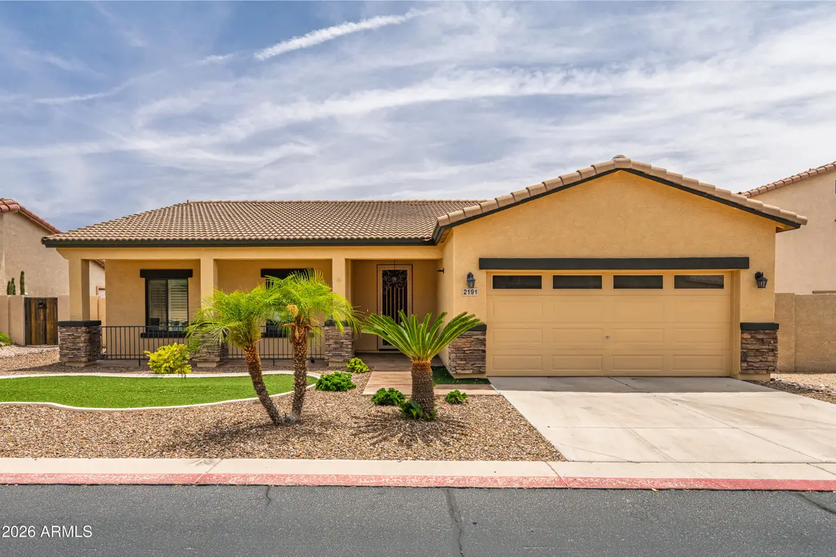 2191 E 25th Avenue, Apache Junction, AZ 85119 - #1