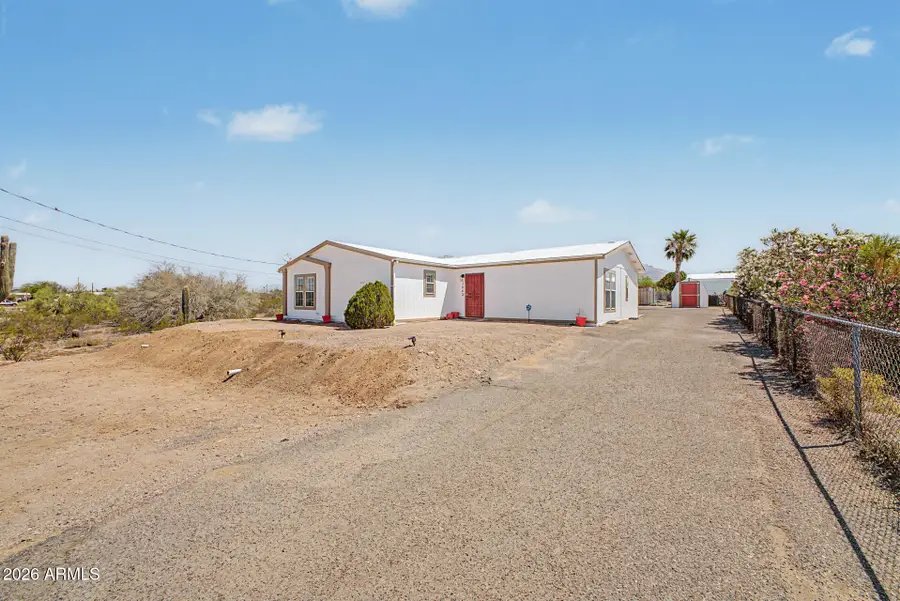 1863 S Vaquero Road, Apache Junction, AZ 85119 - #3