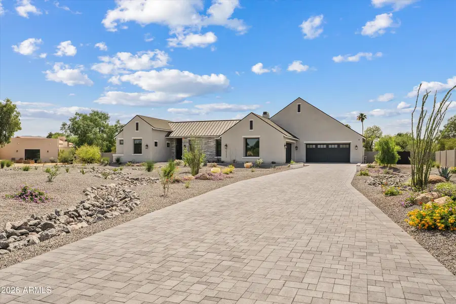 10242 N 58th Street, Paradise Valley, AZ 85253 - #2