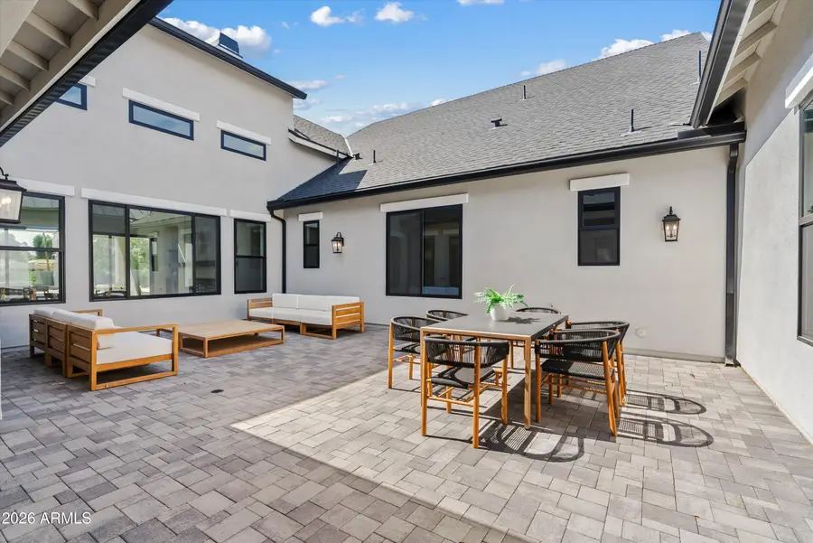 10242 N 58th Street, Paradise Valley, AZ 85253 - #3