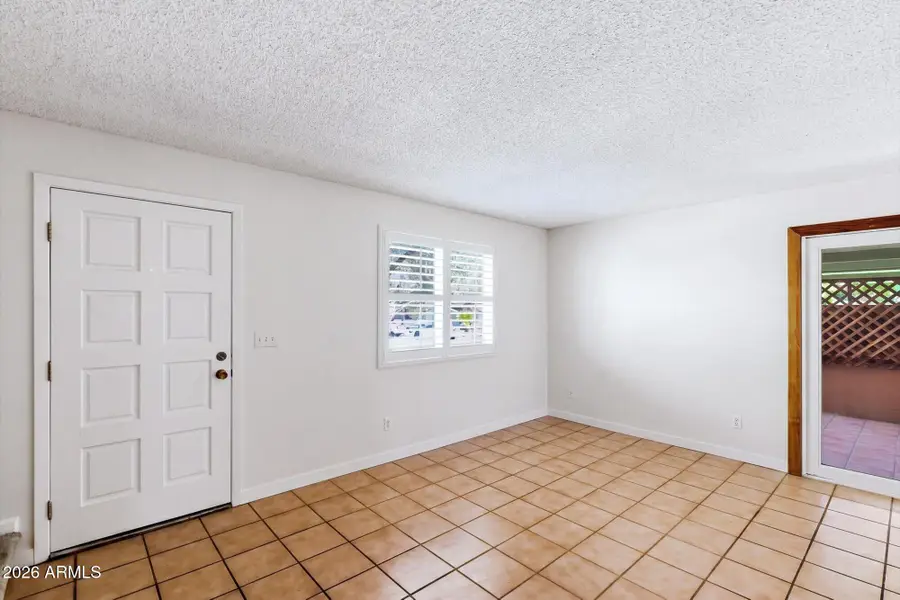 10208 N 8th Place #B, Phoenix, AZ 85020 - #2