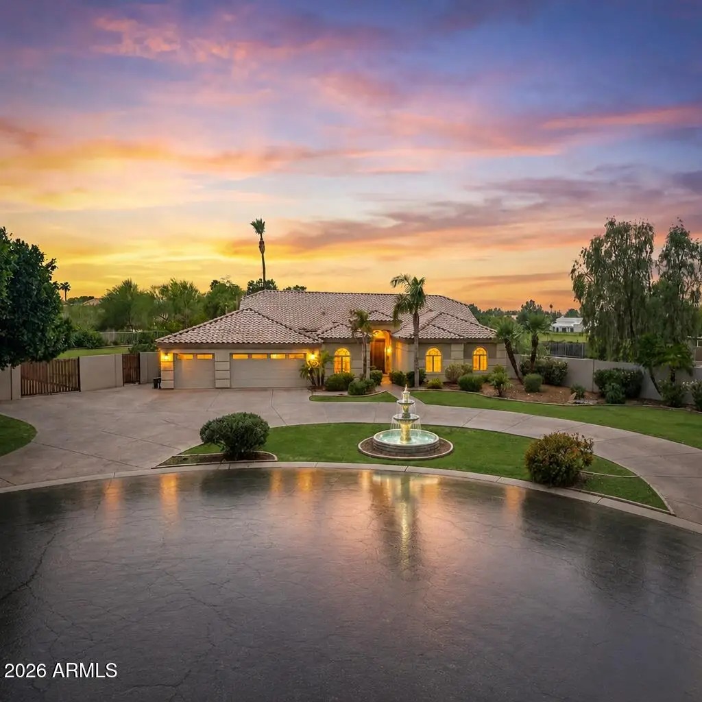 370 S Equestrian Court, Gilbert, AZ 85296 - #1