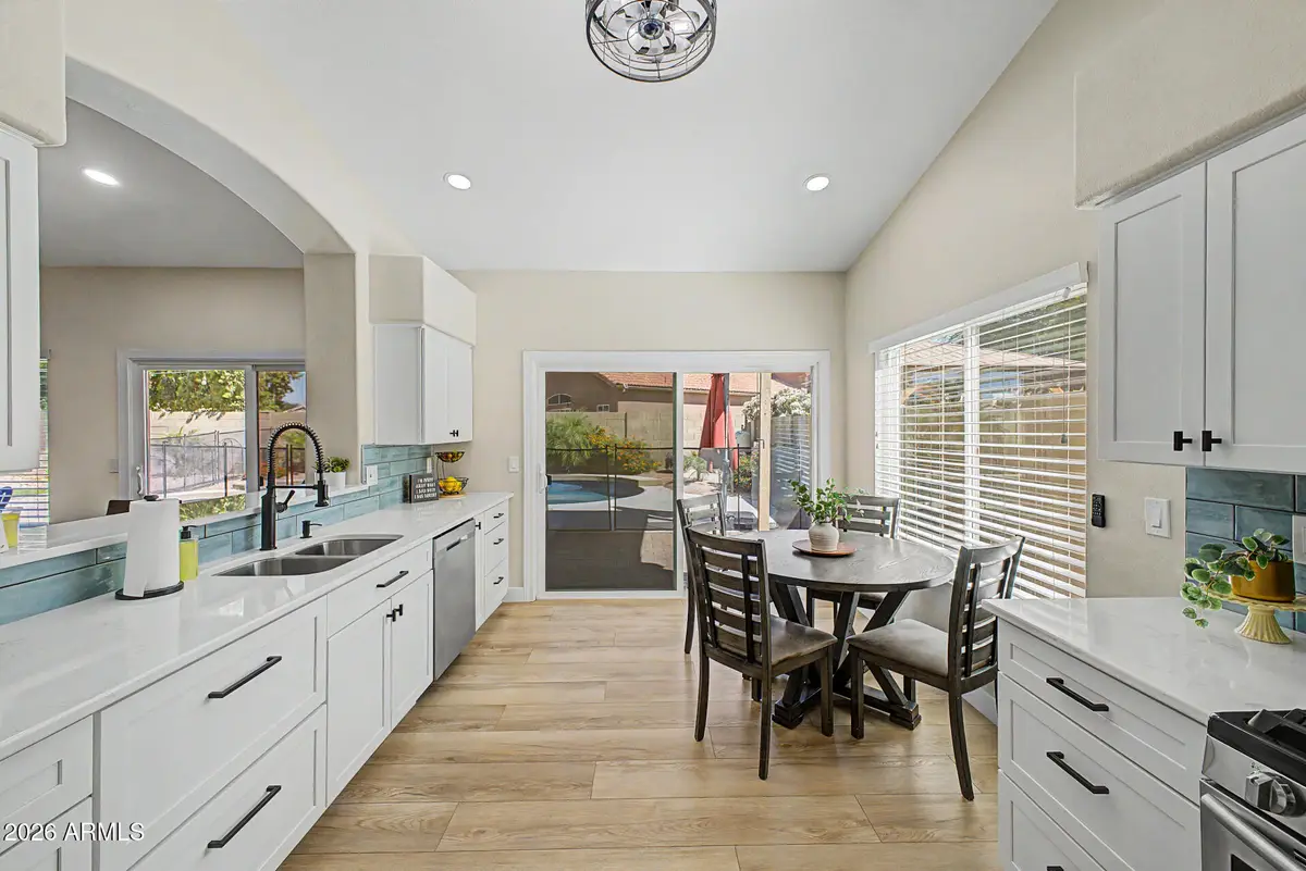 215 N Starboard Drive, Gilbert, AZ 85234 - #1